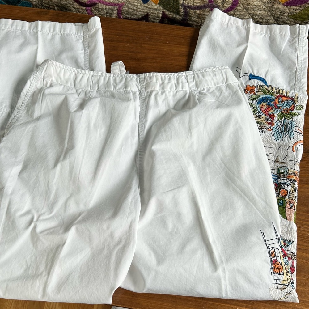 CHICOs White Embroidered Pants, size 10. - Picture 11 of 15